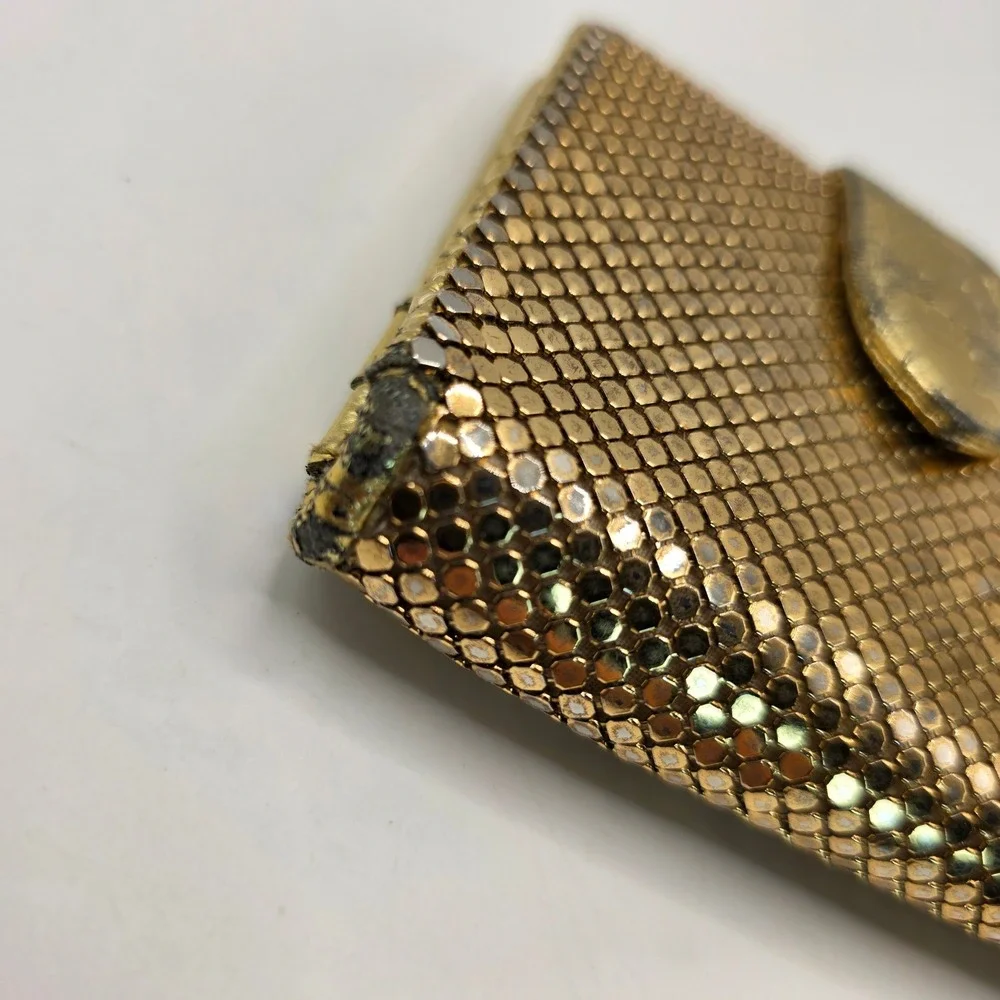 Whiting and Davis Vintage Gold Metal Mesh Bi-fold Wallet ID Window Card Slots